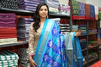Actress Aashikka Meka Inaugurates Pochampally IKAT Art Mela